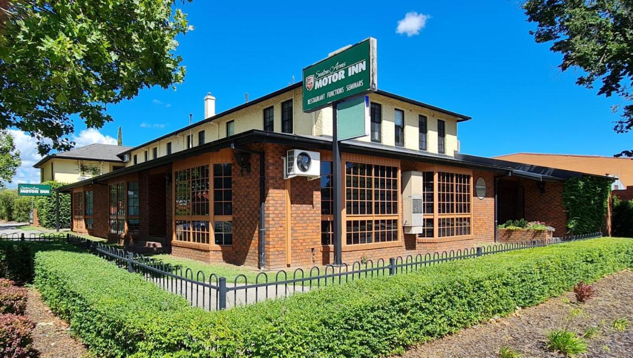 Seaton Arms Motor Inn Albury Exterior photo