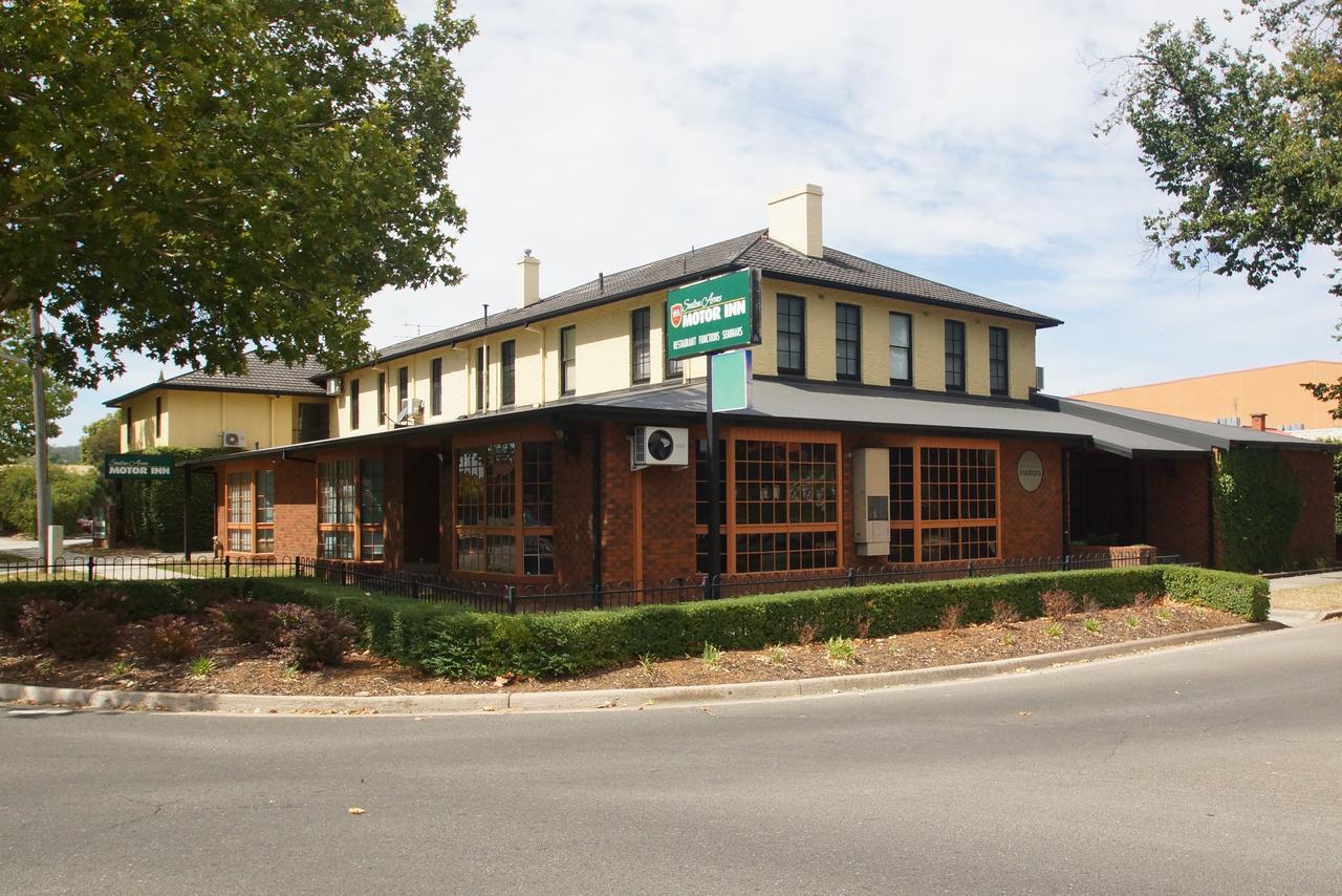 Seaton Arms Motor Inn Albury Exterior photo